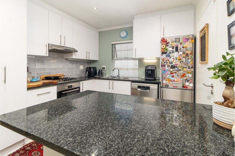3 Bedroom Property for Sale in Burgundy Estate Western Cape